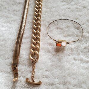 3 Gold bracelets, items # A-139, 140, 141,